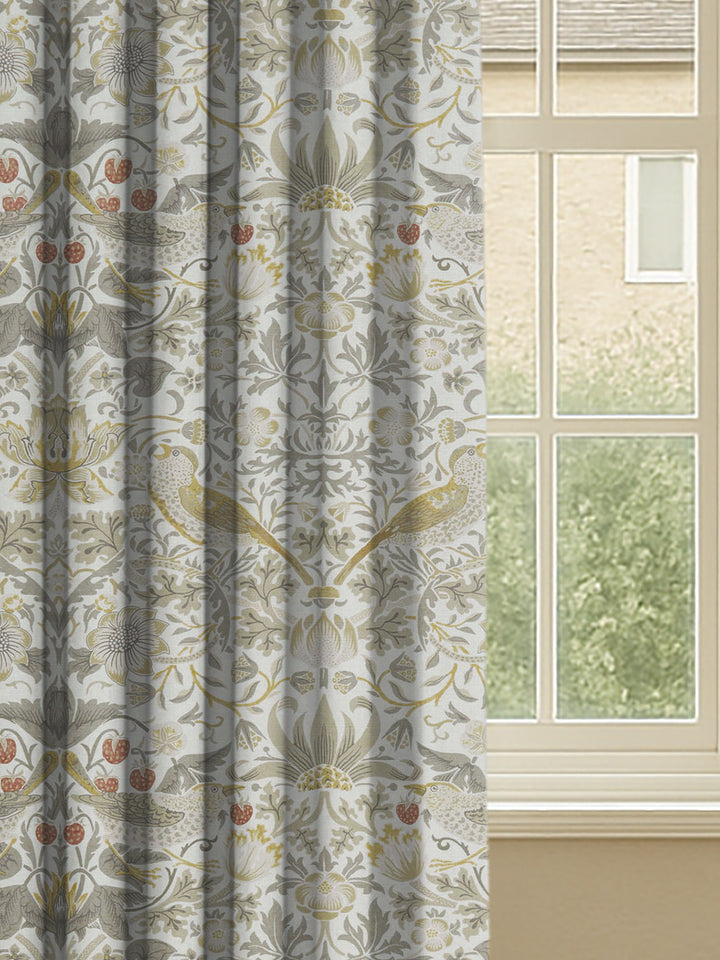 Bespoke Curtains | Strawberry Thief