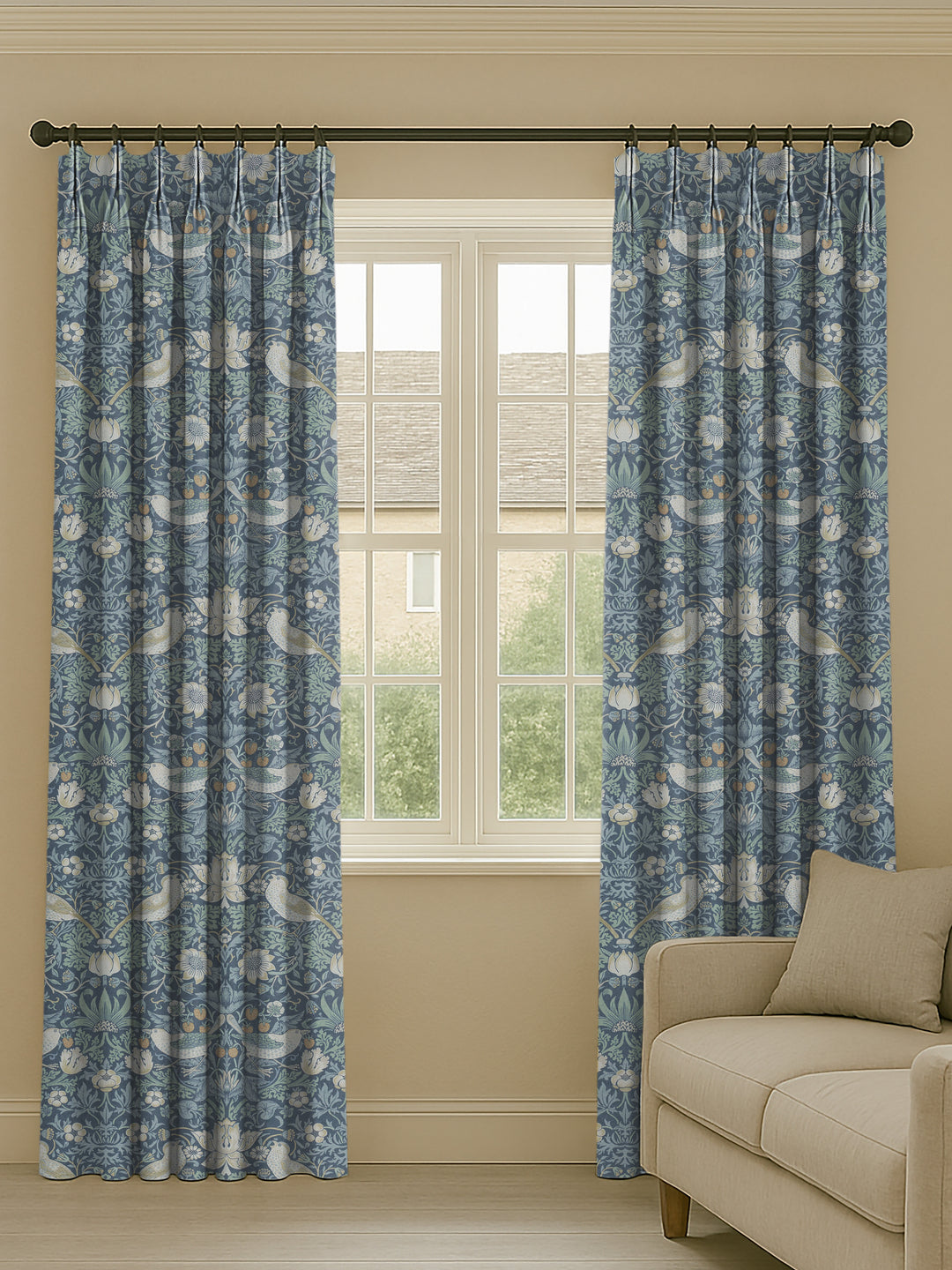 Bespoke Curtains | Strawberry Thief