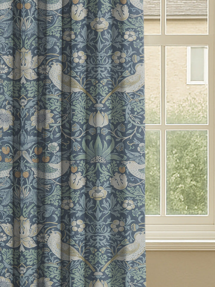Bespoke Curtains | Strawberry Thief