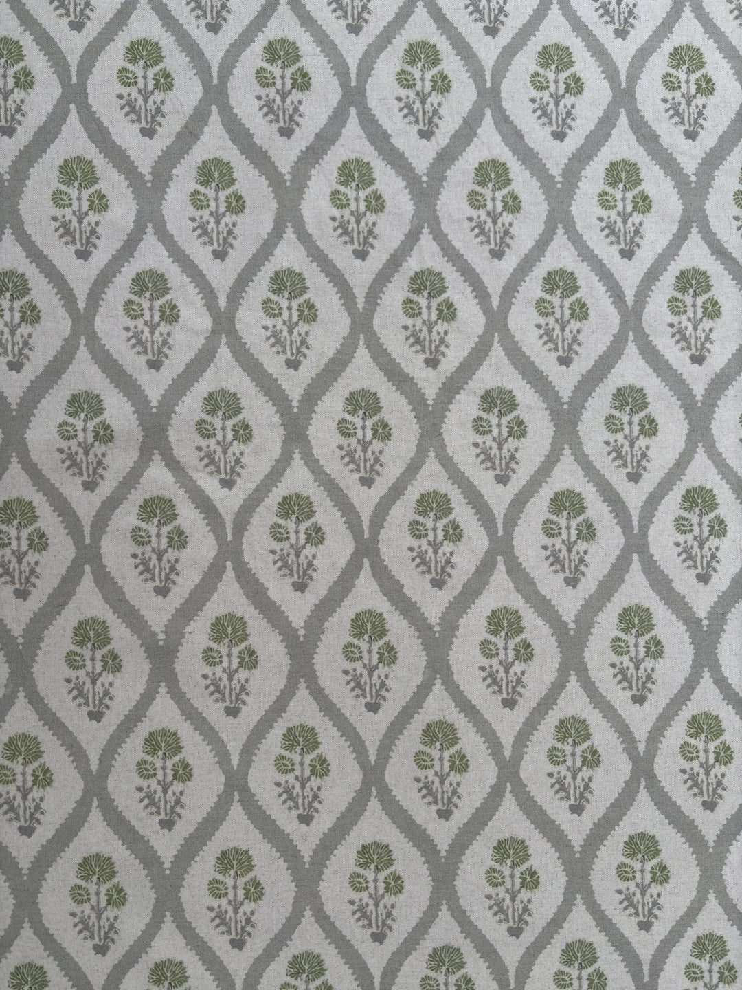 Celandine - Olive