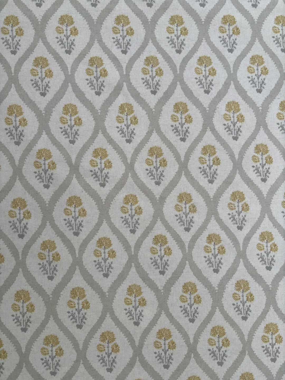 Celandine - Soft Yellow