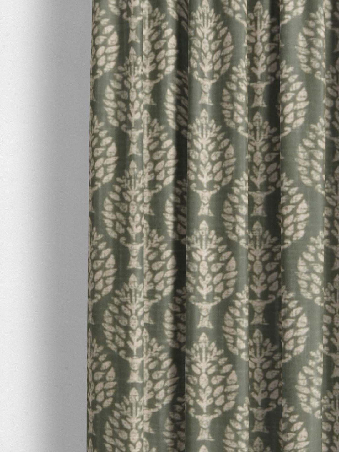 Kemble - Spruce