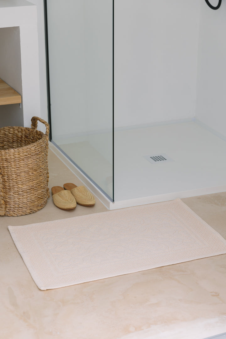 Tomar Bath Mat