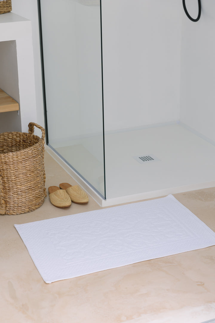 Tomar Bath Mat
